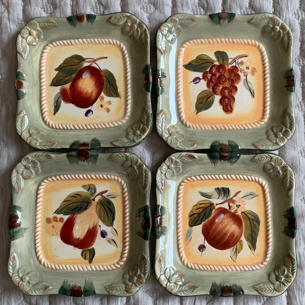 Hand-Painted Fruit Ceramic Appetizer Plates - Green and Cream - Set of 4 - Picture 7 of 7